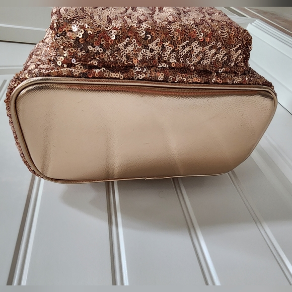 Loungefly rose gold sequin - Picture 5 of 6